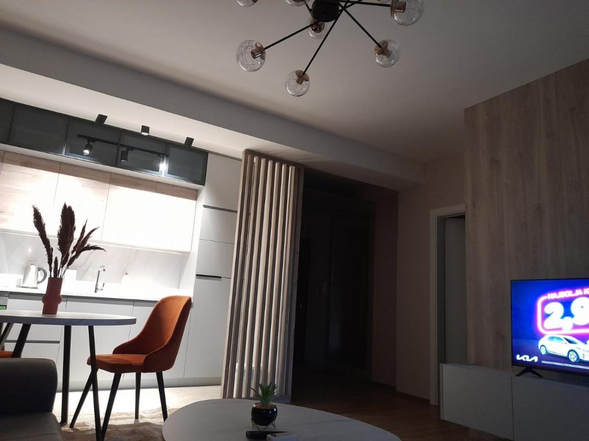 Centar Two Apartment Scopia Exterior foto